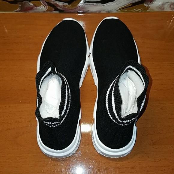 Mens "Tyga" Ultra Lightweight High Sock Sneakers - Picture 7 of 7